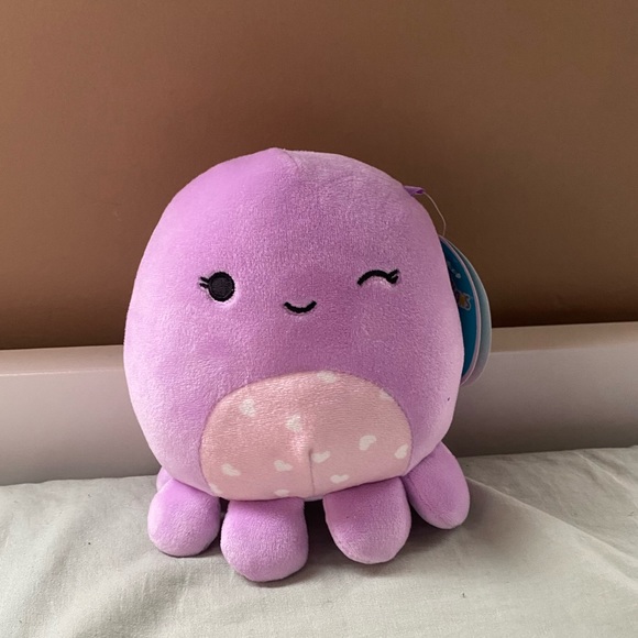 5 inch squishmallow w/ BNT - Picture 1 of 1